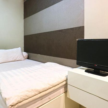 Oranje Gasthuis Hotel Surabaya Kültér fotó