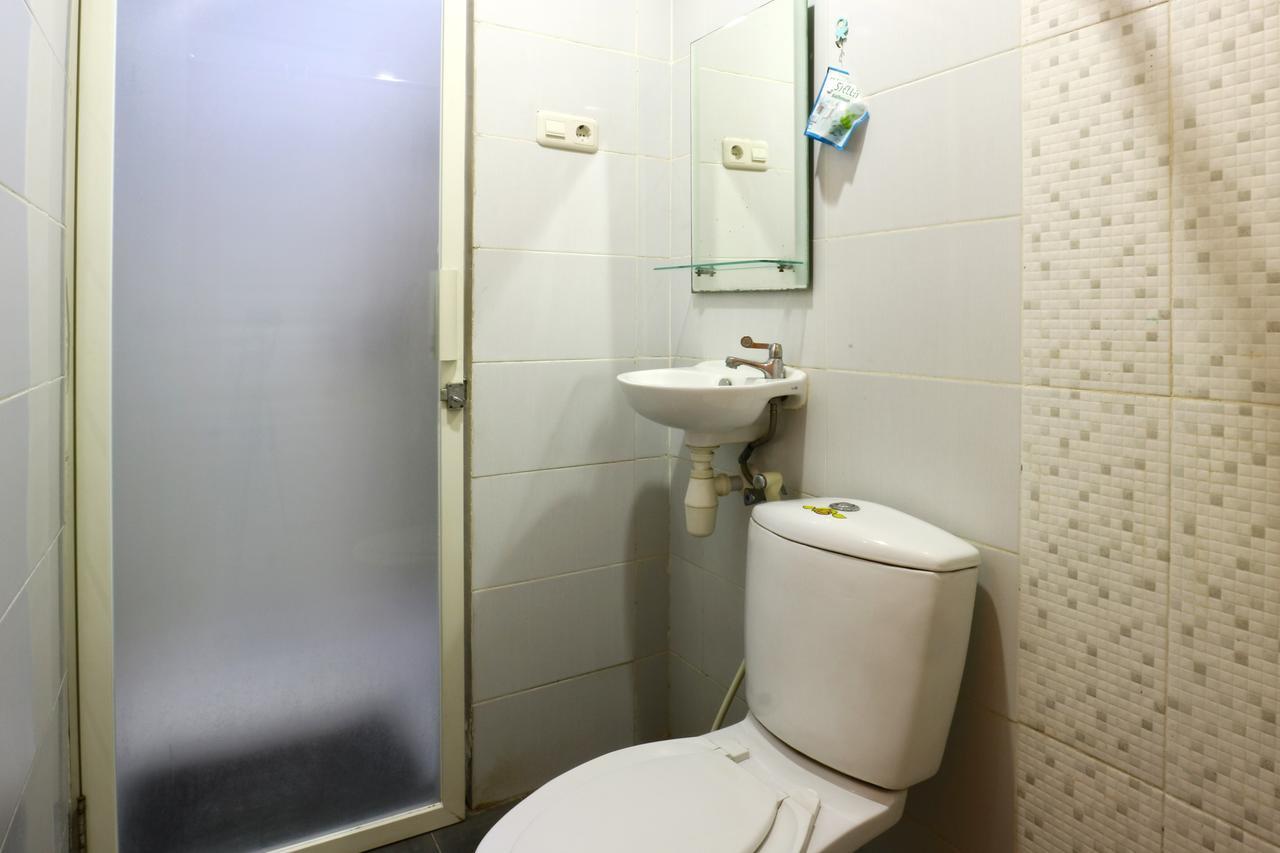 Oranje Gasthuis Hotel Surabaya Kültér fotó